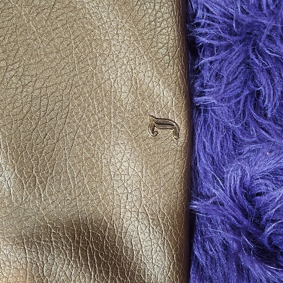 Juicy Couture Wristlet, OS, Bronze - Picture 8 of 10